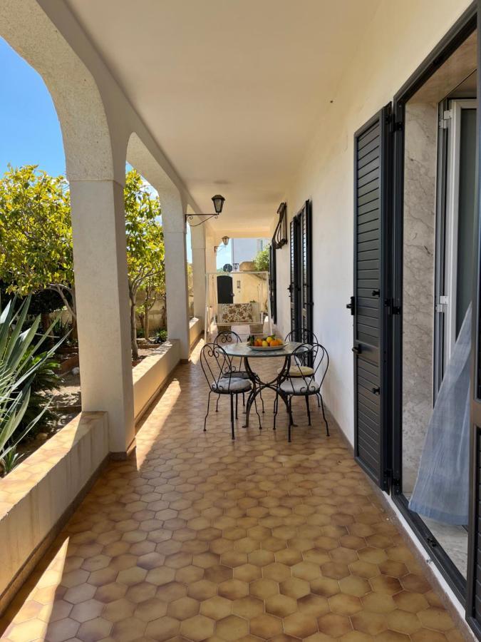 Villa Letizia Rooms & Apartments Noto Exterior photo